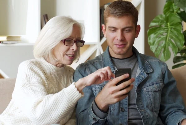 gen z boomer retirement investing mobile phone