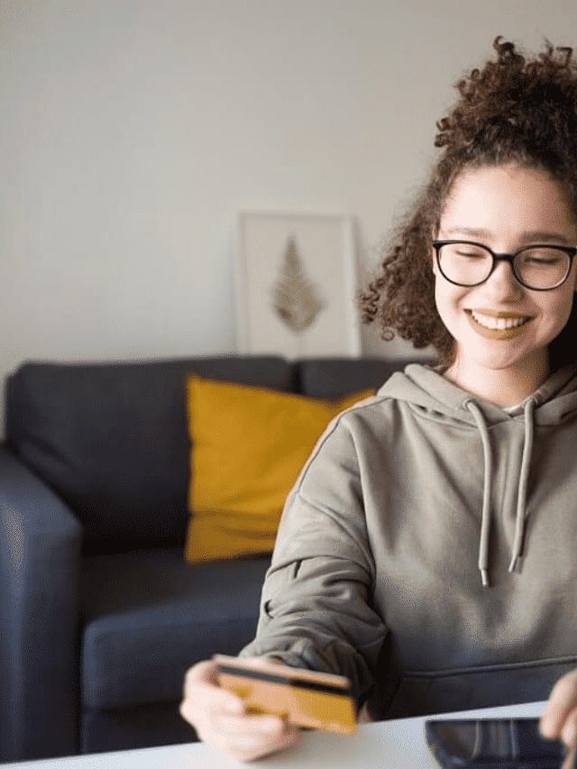 How Do Prepaid Debit Cards Work What You Need To Know Story Young 