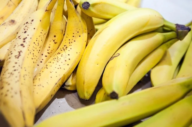 aldi banana fruit 640