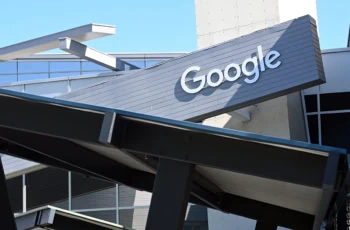 The Googleplex headquarters complex of Google and its parent company, Alphabet Inc, located at 1600 Amphitheatre Parkway in Mountain View, California.