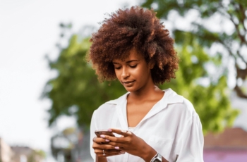 Bloom Investing for Teens Review [Paid Teen Investing App]