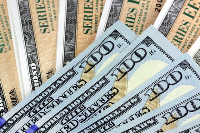 bonds dollar bills series ee investing 640