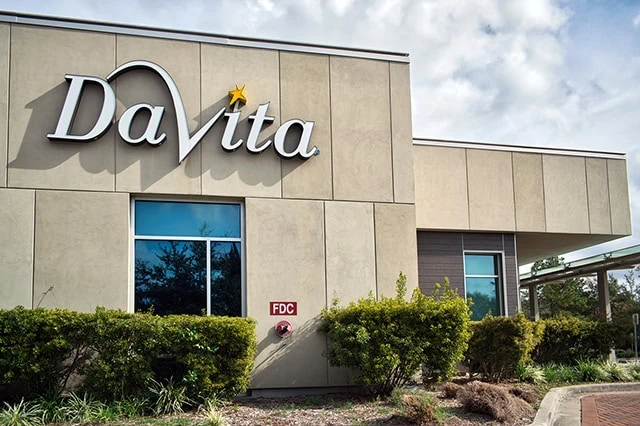 DaVita building exterior in Houston, texas. Kidney dialysis clinical treatment center.