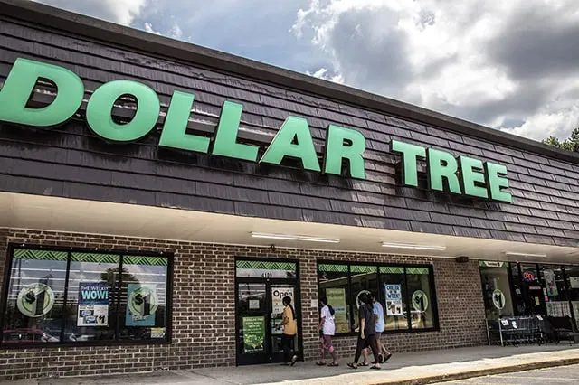 a dollar tree storefront.