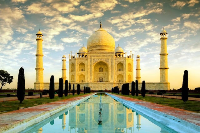 emerging markets taj mahal india 640