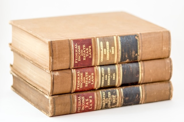 federal income estate tax law books