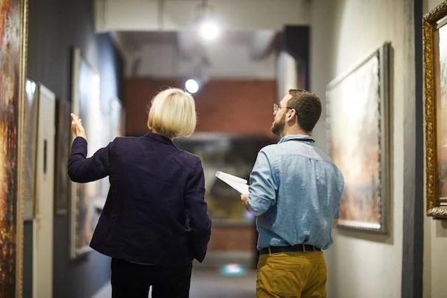 museum curator vanity job 640