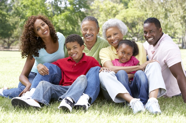 parents grandparents kids children family portrait park