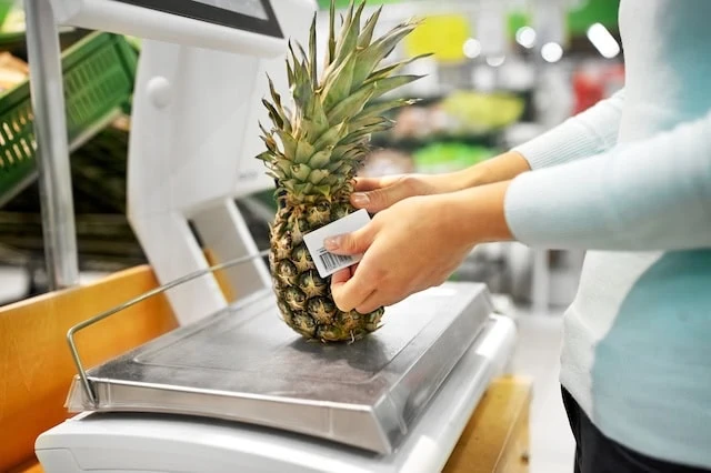 pineapple bar code price weighing grocery 640