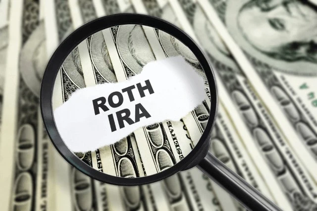 roth ira note under magnifying glass