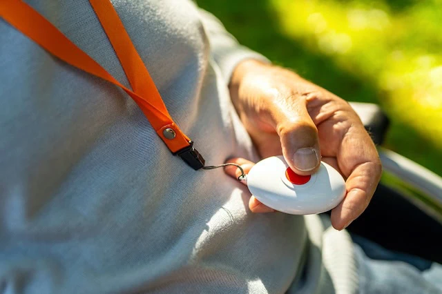 senior medical alert system 640