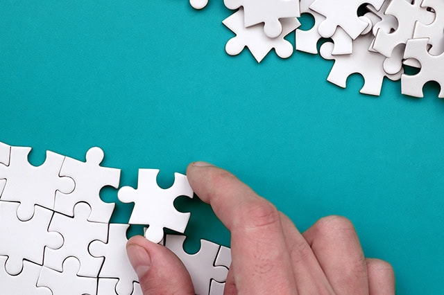 7 Best Schwab Index Funds for Thrifty Investors 8 small caps pieces puzzle