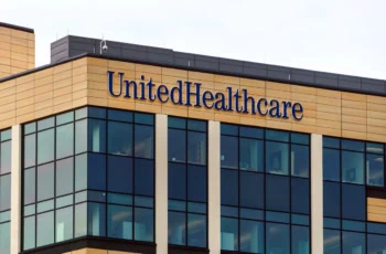 the front of a unitedhealth group building.