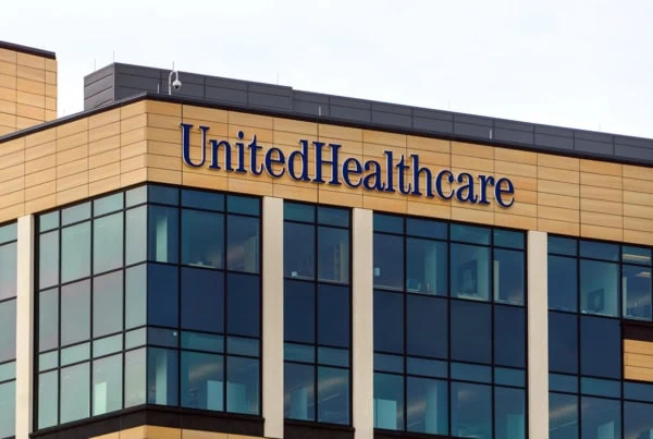 the front of a unitedhealth group building.