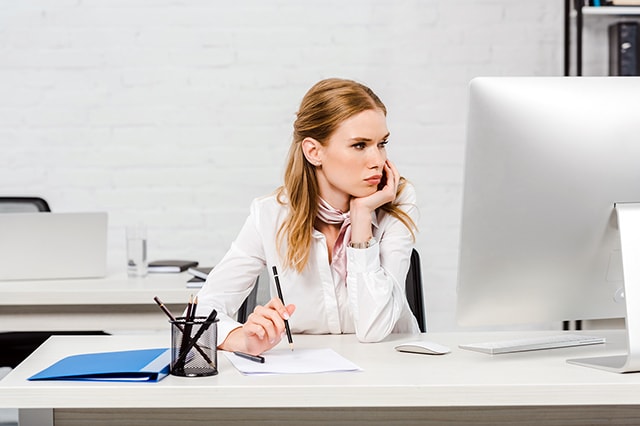 woman office computer online