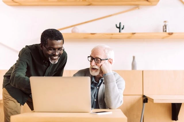 working seniors retirement savings laptop 640