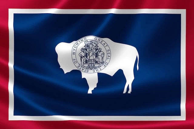 Wyoming state flag 640